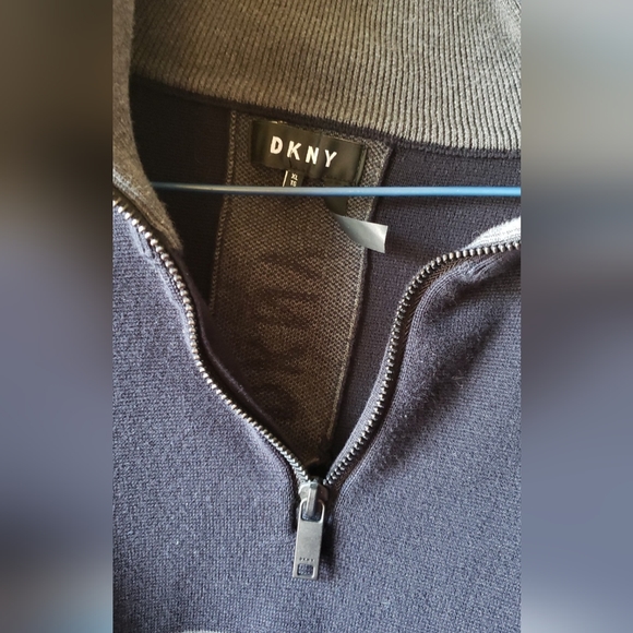🥳🥳❄❄HOST PICK🥳🥳❄❄DKNY Colourblock Quarter-Zip Cotton Sweater XL - Picture 6 of 6